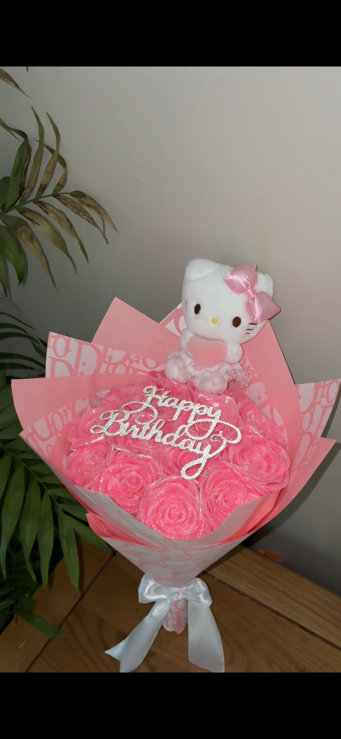 Hello kitty theme bouquet