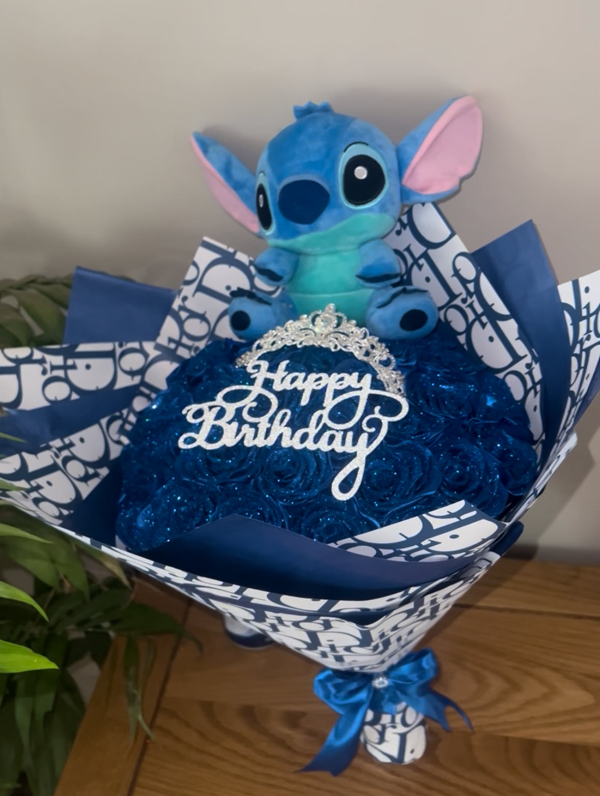 Stitch theme 30 rose bouquet